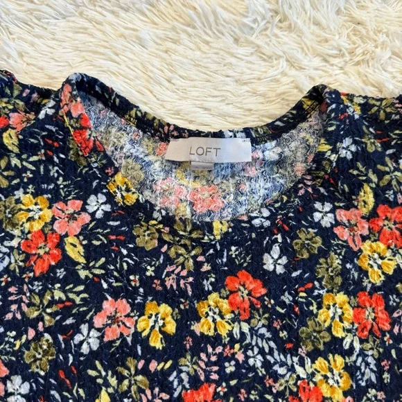 LOFT medium floral long sleeve knit blouse - Picture 3 of 8